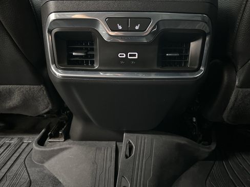 Used 2022 GMC Sierra 1500 Denali image 32