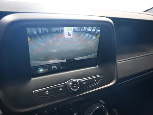 Used 2016 Chevrolet Camaro LT RWD image 17
