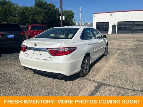 Used 2016 Toyota Camry XLE FWD image 3
