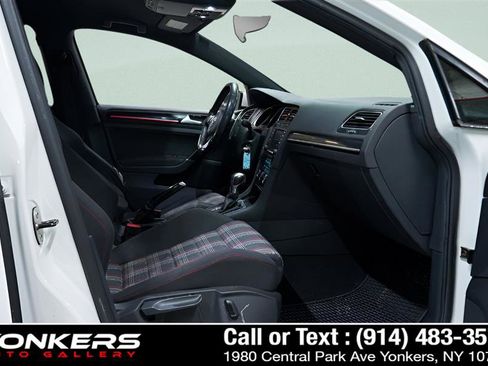 Used 2017 Volkswagen GTI S image 43