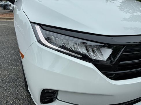 Used 2024 Honda Odyssey Sport image 28