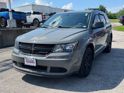 Used 2020 Dodge Journey SE w/ Blacktop Package FWD image 8