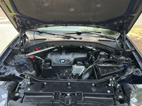 Used 2016 BMW X3 xDrive28i AWD/4WD image 9