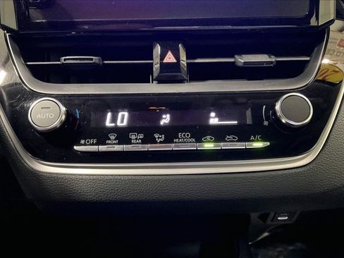 Certified 2026 Toyota Corolla LE FWD image 33