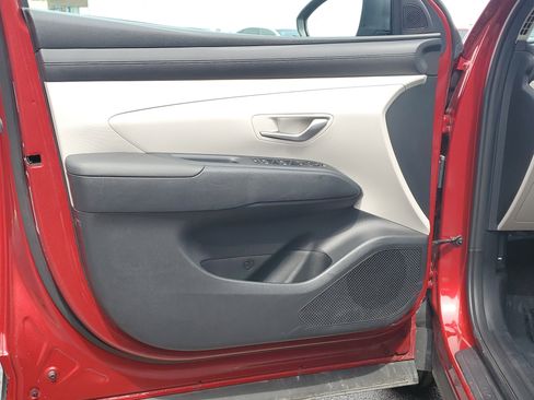 Used 2025 Hyundai Tucson SEL AWD/4WD image 19