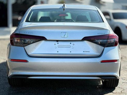 Used 2025 Honda Civic FWD Hybrid Sedan image 8