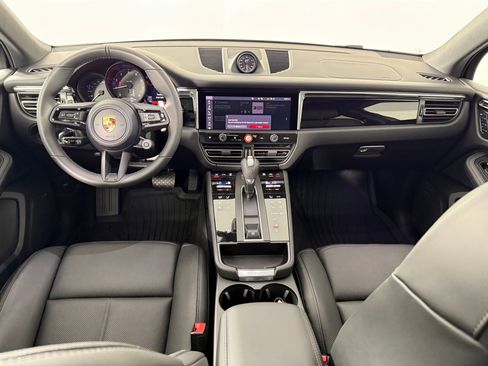 New 2026 Porsche Macan image 17