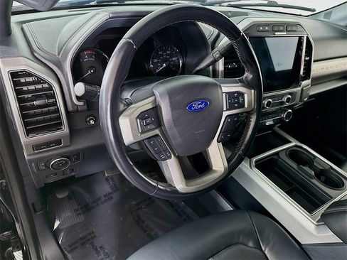 Used 2022 Ford F450 Platinum w/ FX4 Off-Road Package image 20