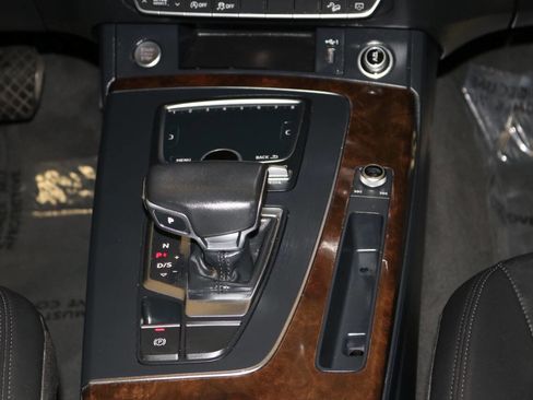 Used 2018 Audi Q5 2.0T Premium image 39