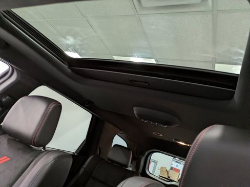 Used 2025 Dodge Durango GT AWD/4WD image 21