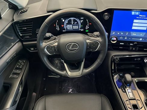 Used 2025 Lexus NX 350h AWD w/ Cold Area Package image 14