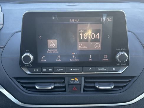 Used 2019 Nissan Altima 2.5 SR FWD image 14