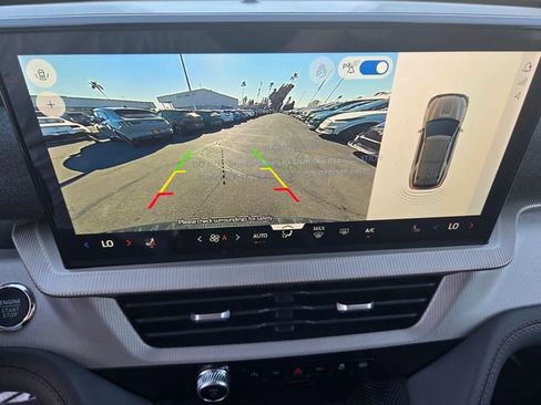 New 2026 Ford Explorer Active w/ Active Comfort Package image 19