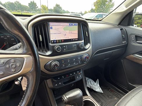 Used 2020 GMC Canyon Denali RWD image 34