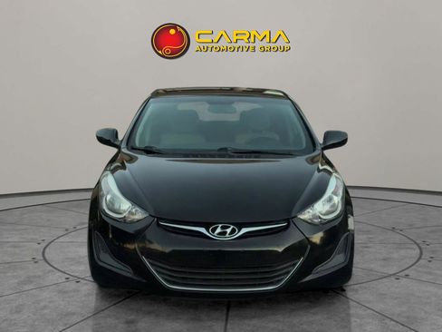 Used 2015 Hyundai Elantra SE image 12