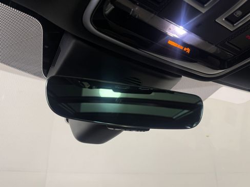 Used 2017 Land Rover Range Rover Sport Supercharged image 18