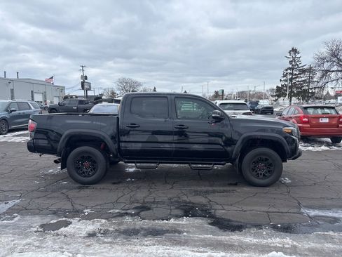 Used 2018 Toyota Tacoma TRD Pro image 5