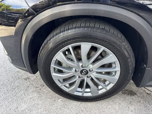 Used 2025 INFINITI QX50 Luxe AWD/4WD image 10