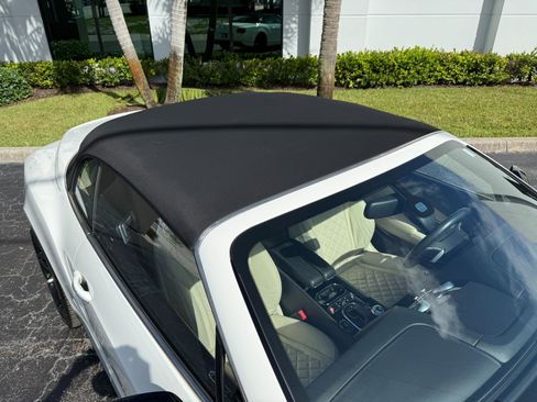 Used 2016 Bentley Continental GT V8 S image 24