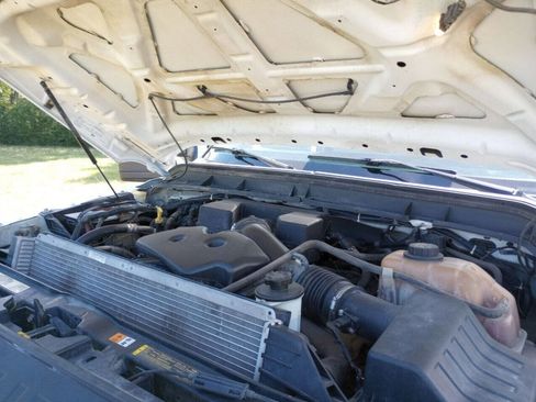Used 2011 Ford F350 XL w/ Camper Pkg image 34