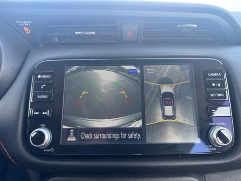 Used 2024 Nissan Kicks SR image 20