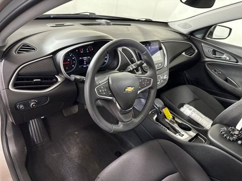 Used 2025 Chevrolet Malibu RS image 13