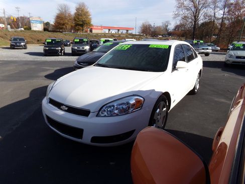 Used 2006 Chevrolet Impala SS image 1