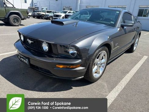 Used 2007 Ford Mustang GT RWD image 3