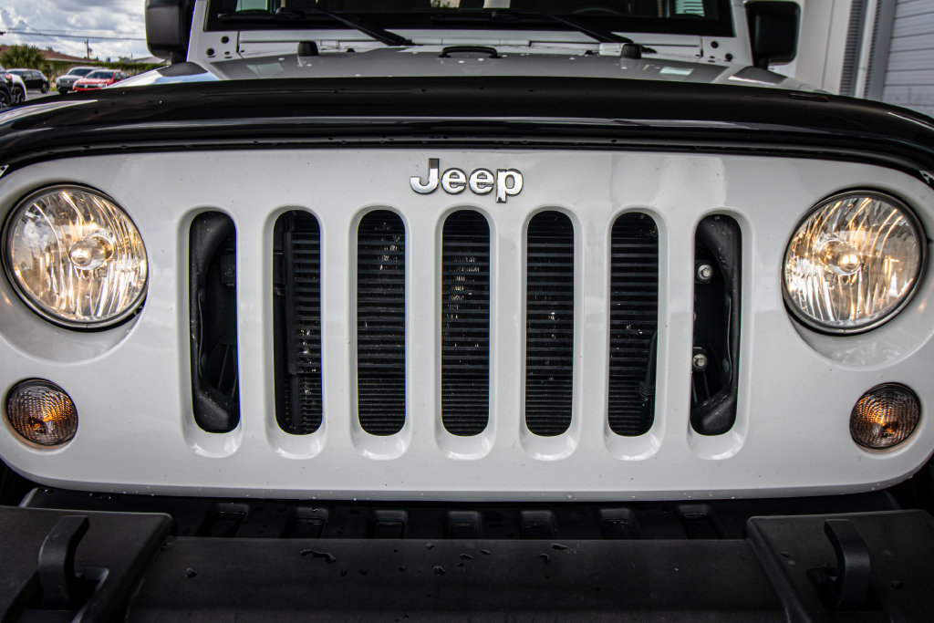 Used 2016 Jeep Wrangler Sport w/ Quick Order Package 24S AWD/4WD image 8