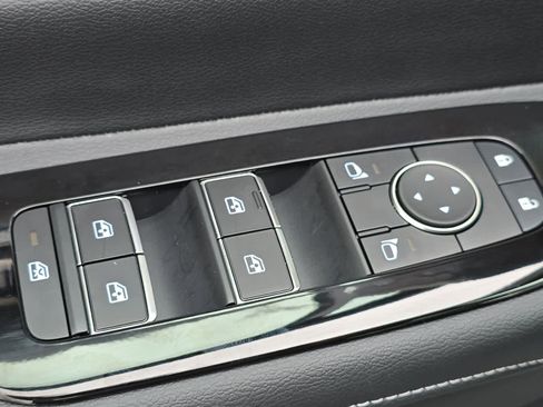 New 2025 Nissan Murano SL image 13