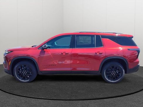 New 2026 Chevrolet Traverse LT w/ Midnight/Sport Edition FWD image 2