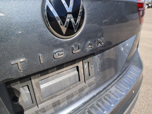 Used 2023 Volkswagen Tiguan SE image 25
