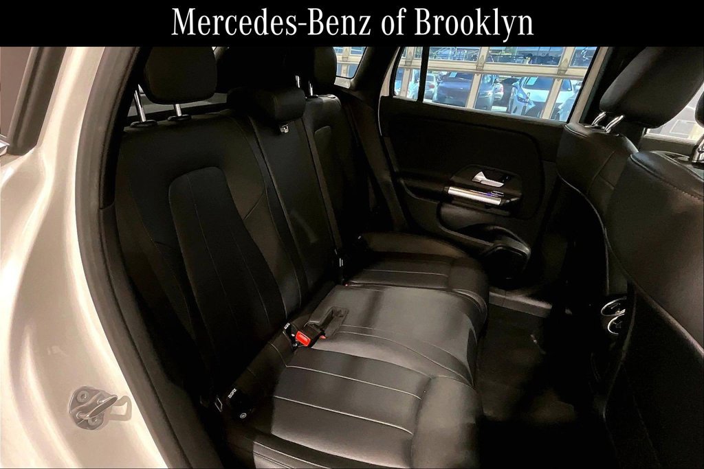 Certified 2022 Mercedes-Benz GLA 250 4MATIC image 19