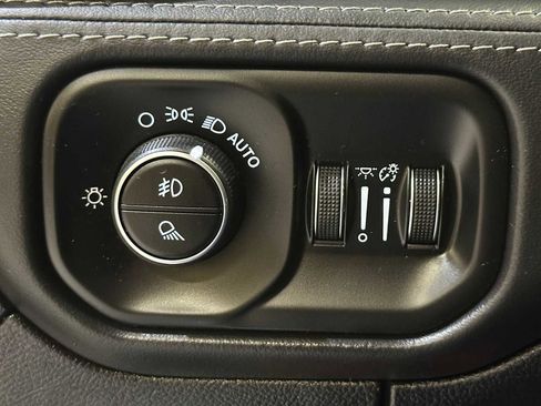 Used 2021 RAM 1500 Limited image 18