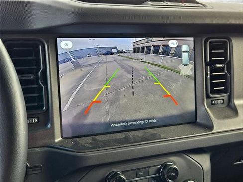 Used 2025 Ford Bronco Big Bend image 16