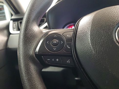 Used 2024 Toyota RAV4 LE image 19