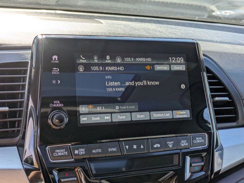 Used 2024 Honda Odyssey EX-L image 22