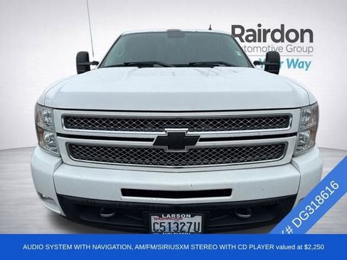 Used 2013 Chevrolet Silverado 1500 LTZ w/ Chrome Essentials Package AWD/4WD image 2