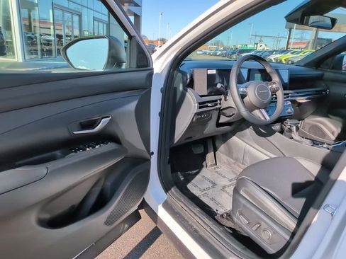 Certified 2025 Hyundai Tucson XRT image 12