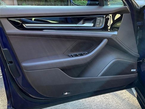 Certified 2024 Porsche Panamera image 28