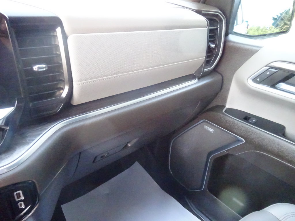 Certified 2022 Chevrolet Silverado 1500 LTZ AWD/4WD image 28