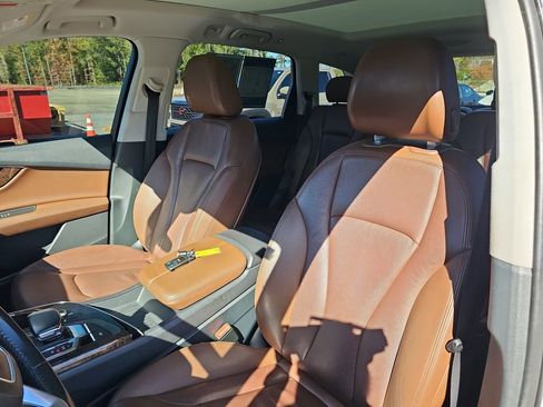 Used 2018 Audi Q7 3.0T Premium Plus image 21