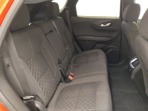 Used 2022 Chevrolet Blazer LT FWD image 19