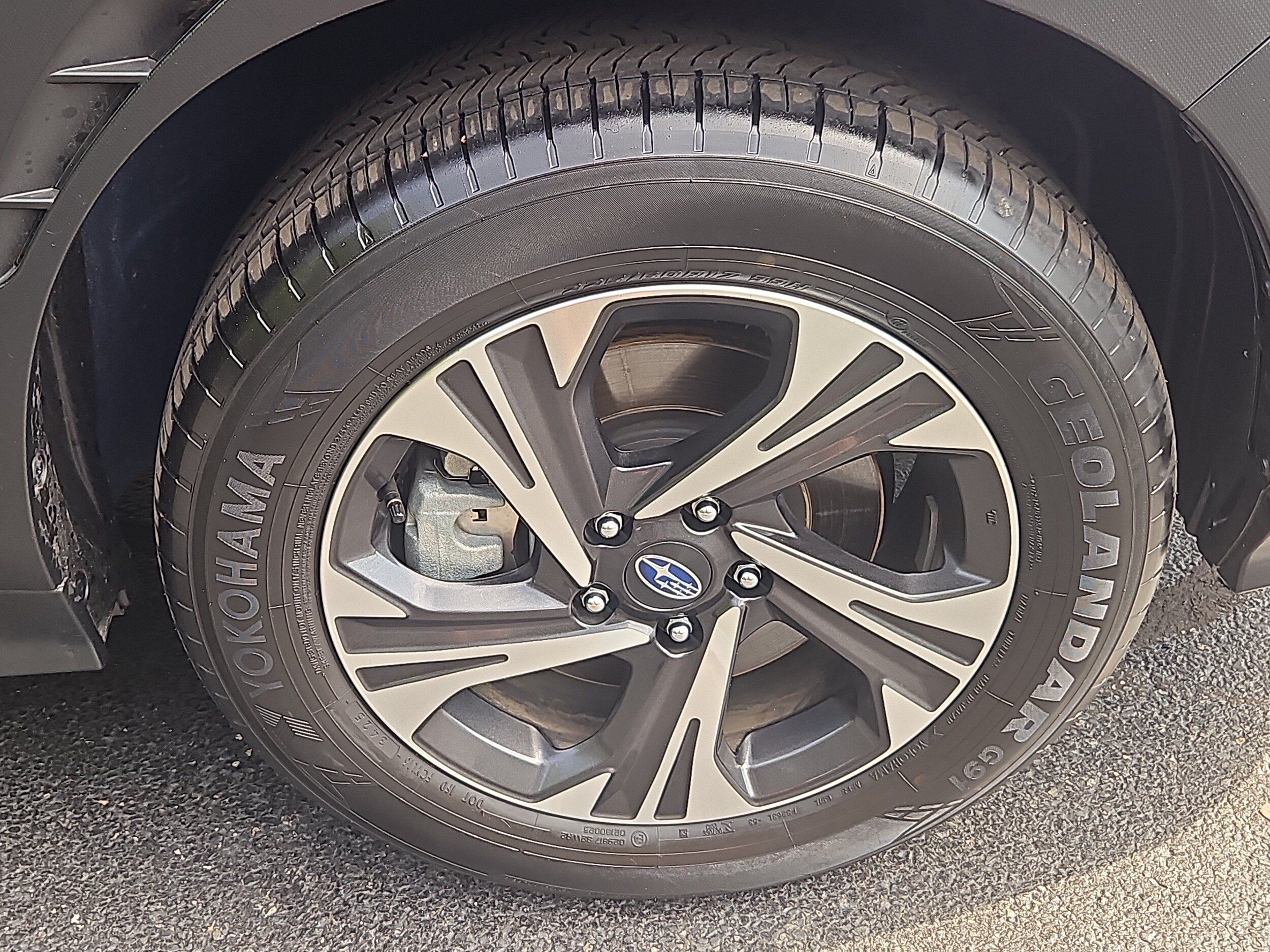 Certified 2026 Subaru Crosstrek 2.5i Premium AWD/4WD image 27