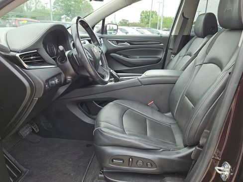 Used 2020 Buick Enclave Avenir w/ Avenir Technology Package AWD/4WD image 10