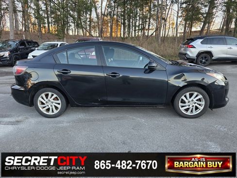 Used 2012 MAZDA MAZDA3 i Touring image 4