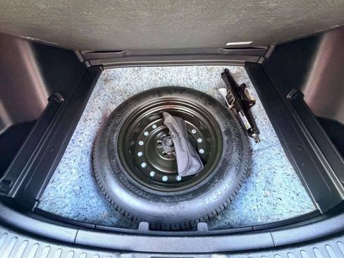 Used 2018 Honda CR-V EX-L image 9
