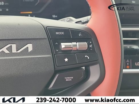 New 2026 Kia Sportage SX image 26