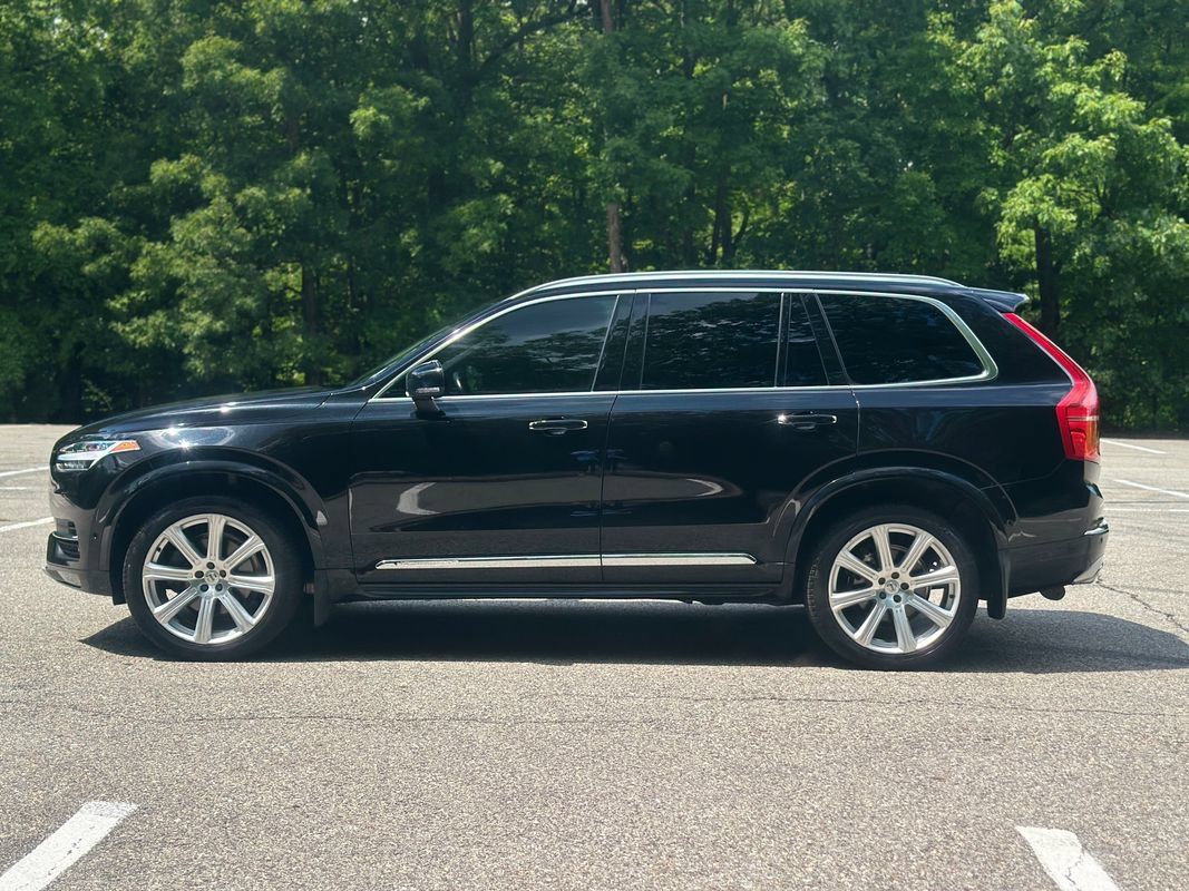 Used 2017 Volvo XC90 T6 Inscription w/ Vision Package AWD/4WD image 4