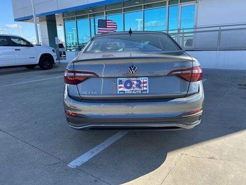 Used 2024 Volkswagen Jetta S image 6